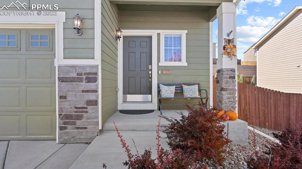 6676 Donahue Dr, Colorado Springs, CO 80923-7659