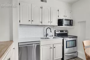 2830 4th Ave, Pueblo, CO 81003 - Photo 6