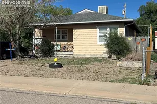 612 Floyd Ln, Pueblo, CO 81005 - Photo 2