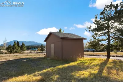 1380 Rampart Range Road, Woodland Park, CO 80863 - Photo 26