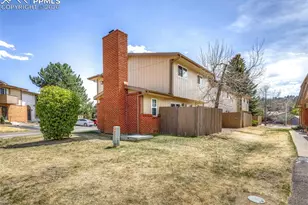 1173 Willow Bend Cir, Colorado Springs, CO 80918 - Photo 2
