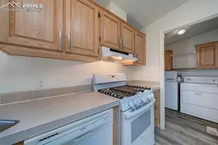 2560 Wheaton Dr, Colorado Springs, CO 80904 - Photo 18