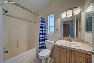 2560 Wheaton Dr, Colorado Springs, CO 80904 - Photo 30