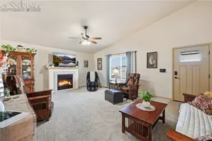 2218 Cliffmoor Ln, Pueblo, CO 81008 - Photo 14