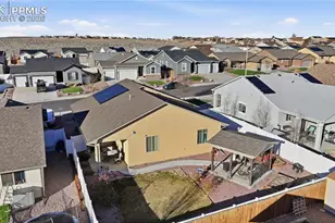 2218 Cliffmoor Ln, Pueblo, CO 81008 - Photo 4