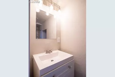 1901 E Routt Avenue, Pueblo, CO 81004 - Photo 28