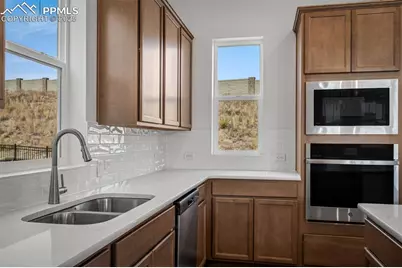 4564 Peak Crest View, Colorado Springs, CO 80918 - Photo 14