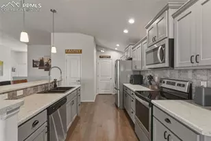 653 E Chaunsey Dr, Pueblo West, CO 81007 - Photo 12