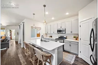 7631 Sun Shimmer View, Colorado Springs, CO 80908 - Photo 4