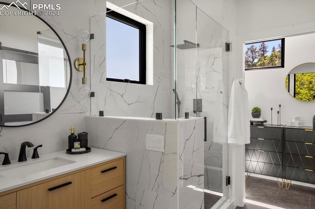 284 Crystal Park Rd, Crystal Hills CO exterior