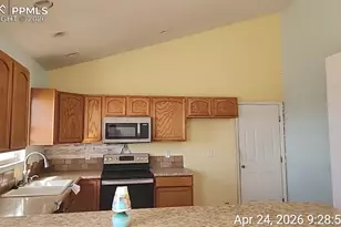 1695 E Buffalo Ln, Pueblo, CO 81007 - Photo 2