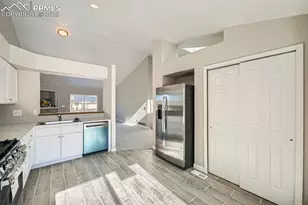 4852 Sea Eagle Dr, Colorado Springs, CO 80916 - Photo 8