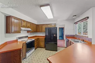 4180 Gleneagle Ct, Colorado Springs, CO 80909 - Photo 10