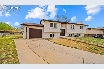 6813 Chesterfield Court, Colorado Springs, CO 80911 - Photo 2