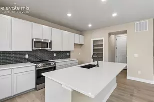 7716 Clear Amber Pl, Colorado Springs, CO 80908 - Photo 6