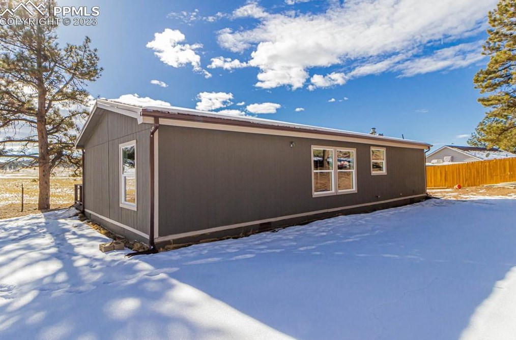213 Circle Dr, Twin Rock, CO 80816