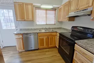 4725 Picturesque Dr, Colorado Springs, CO 80917 - Photo 2