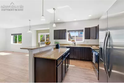 7422 Sun Prairie Drive, Colorado Springs, CO 80925 - Photo 8
