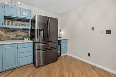 417 W Columbine Avenue, Woodland Park, CO 80863 - Photo 6