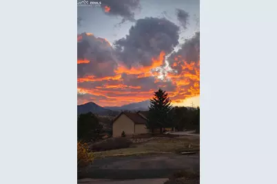 810 Broadview Place, Colorado Springs, CO 80904 - Photo 28