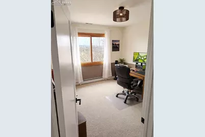 810 Broadview Place, Colorado Springs, CO 80904 - Photo 8