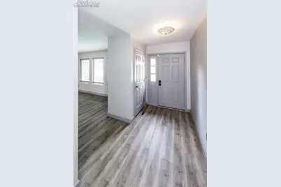 380 Silver Spring Circle, Colorado Springs, CO 80919 - Photo 4