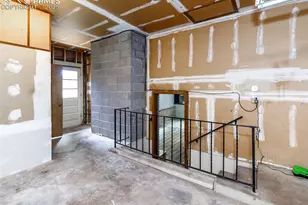 380 Silver Spring Cir, Colorado Springs, CO 80919 - Photo 44