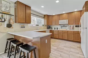 4323 Round Hill Dr, Colorado Springs, CO 80922 - Photo 8
