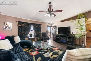 2804 Straus Ln, Colorado Springs, CO 80907 - Photo 6