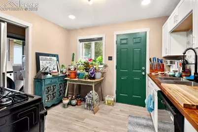 405 Wilhelmia Avenue, Colorado Springs, CO 80904 - Photo 10