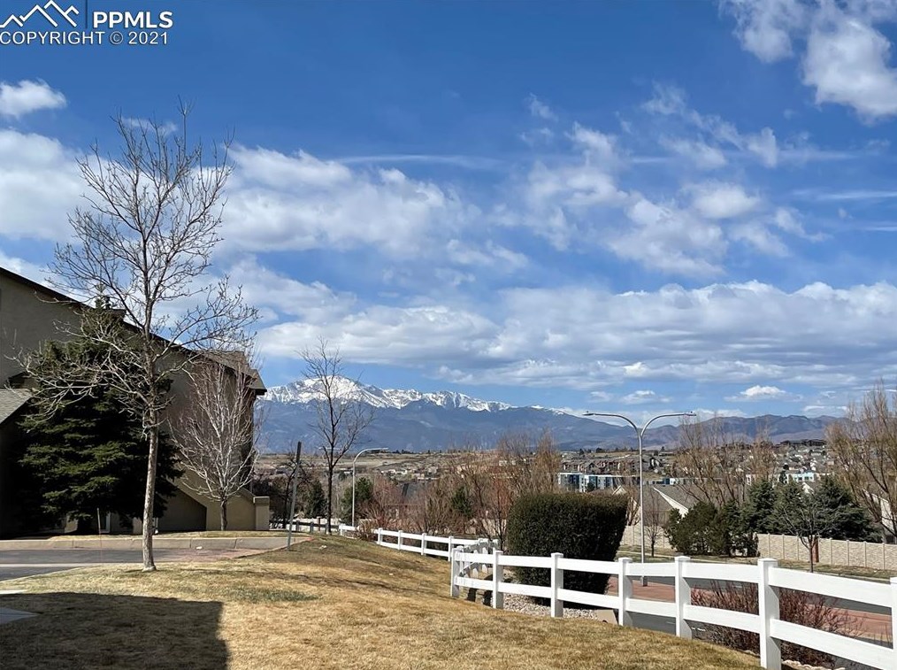 7064 Ash Creek Hts, Colorado Springs, CO 80922-3667