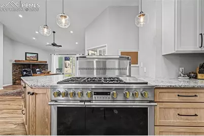 305 Hidden Creek Drive, Colorado Springs, CO 80906 - Photo 8