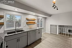 1327 Kern St, Colorado Springs, CO 80915 - Photo 4