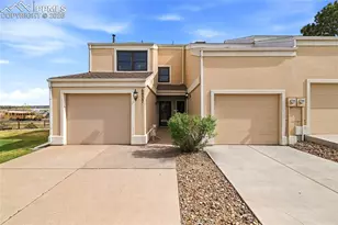 6907 Gayle Lyn Ln, Colorado Springs, CO 80919 - Photo 2