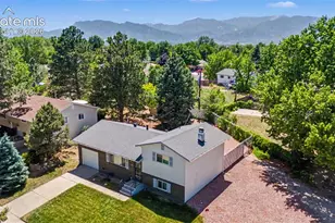 712 Lansing Dr, Colorado Springs, CO 80909 - Photo 4