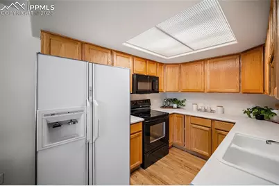 2440 Hamlet Lane #B, Colorado Springs, CO 80918 - Photo 10