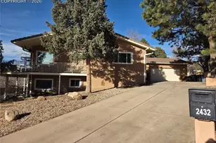 2432 Zane Cir, Colorado Springs, CO 80909 - Photo 2