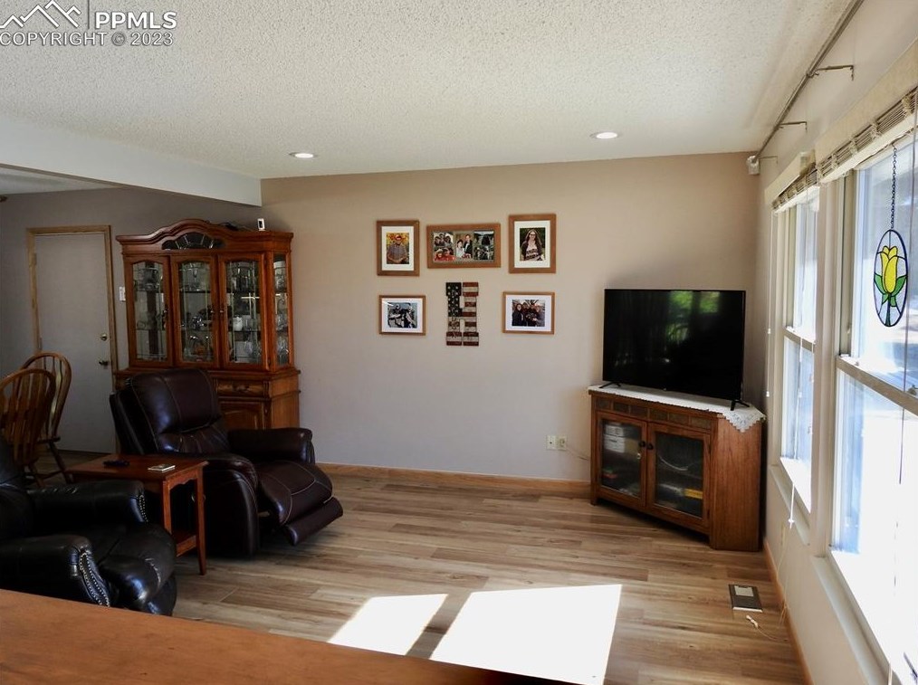 5020 Manzana Dr, Colorado Springs, CO 80911-1242