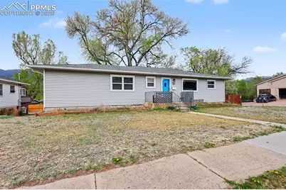 710 N 30th Street, Colorado Springs, CO 80904 - Photo 2