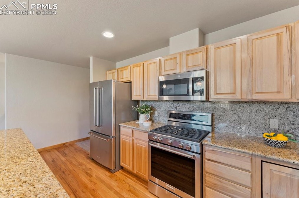 130 Elk Grove Ln, Woodland Park CO 80863-9158 exterior