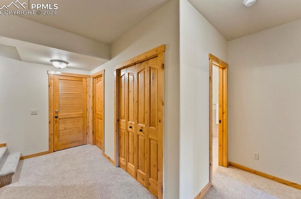 130 Elk Grove Ln, Woodland Park CO 80863-9158 exterior