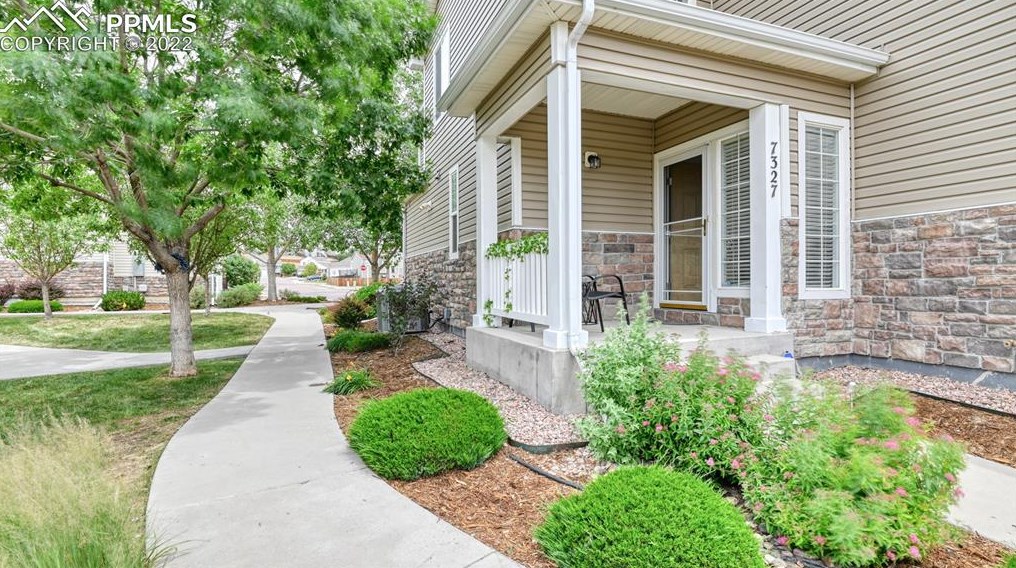 7327 Sandy Springs Pt, Fountain, CO 80817-4072