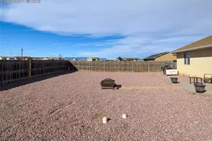 1479 N Moonbeam Dr, Pueblo, CO 81007 - Photo 24