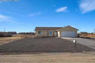 1479 N Moonbeam Dr, Pueblo, CO 81007 - Photo 28