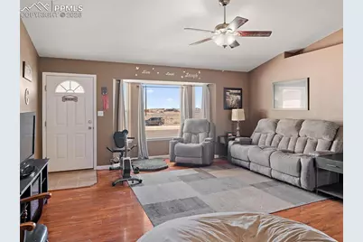 1479 N Moonbeam Drive, Pueblo, CO 81007 - Photo 2