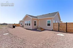 981 E Blackstone Dr, Pueblo West, CO 81007 - Photo 34