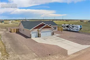981 E Blackstone Dr, Pueblo West, CO 81007 - Photo 26