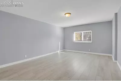 2409 Robinson Street, Colorado Springs, CO 80904 - Photo 16