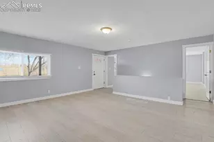 2409 Robinson St, Colorado Springs, CO 80904 - Photo 6