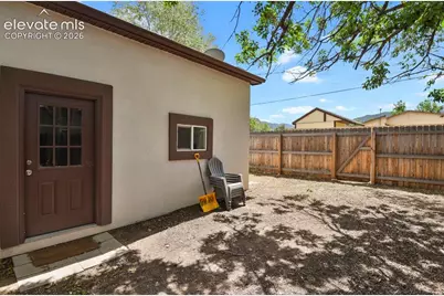 2409 Robinson Street, Colorado Springs, CO 80904 - Photo 30